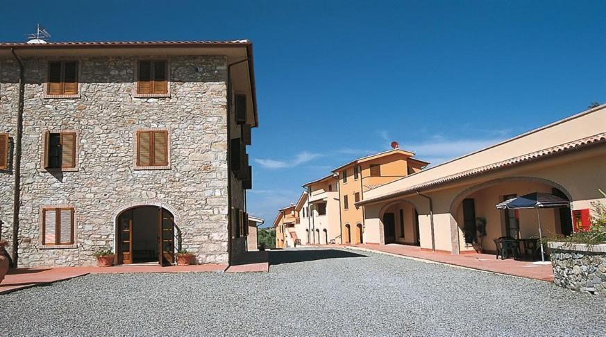 Villaggio Residence La Pieve Di Pomaia Habitación foto
